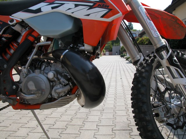 Karbonový kryt výfuku KTM EXC 200