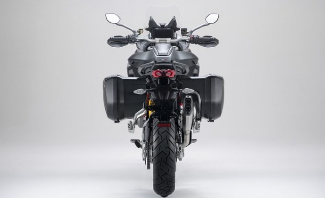ducati_multistrada_v4_s__31__uc207384_low_product_gallery