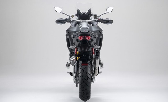 ducati_multistrada_v4_s__4__uc207452_low_product_gallery