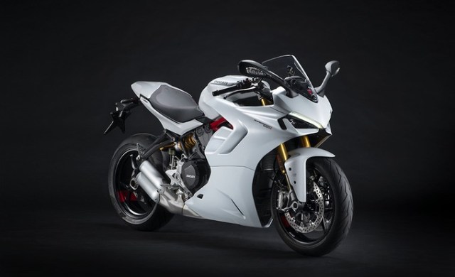 ducati_supersport_950_s__30__uc211027_low_product_gallery