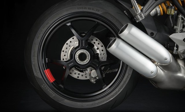 ducati_supersport_950_s__37__uc211032_low_product_gallery