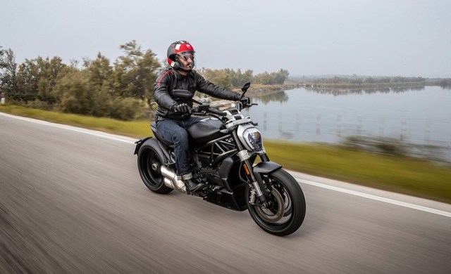 ducati_xdiavel_dark_ambience__4__uc209703_low_4P2Uc6b_product_gallery