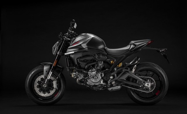 my21_ducati_monster__10__uc214680_low_product_gallery93