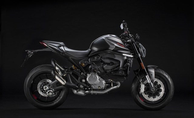 my21_ducati_monster__8__uc214675_low_product_gallery86