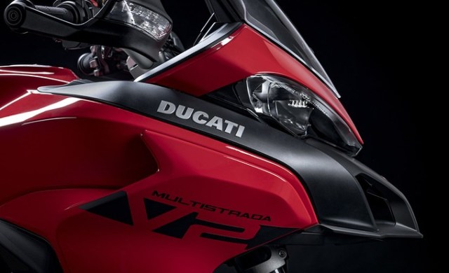 my22_ducati_multistrada_v2_red__130__uc338539_low_product_gallery