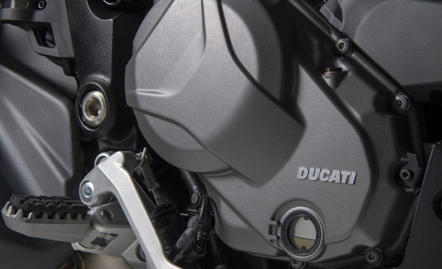 my22_ducati_multistrada_v2s_grey_st__69__uc338666_low_product_gallery